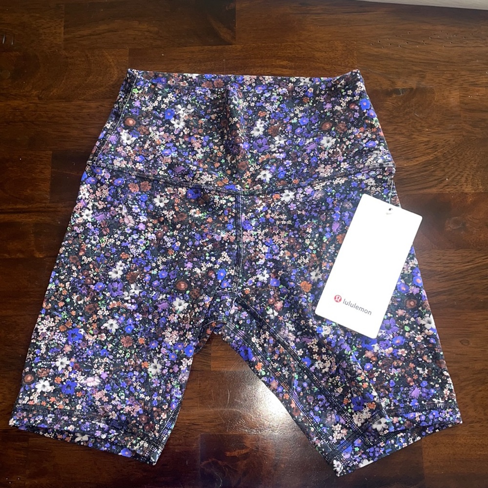 Floral Lululemon Align High-Rise 8” biker short